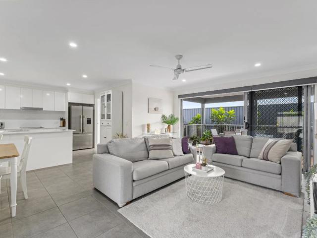 Townhouse for rent in Toombul, Queensland