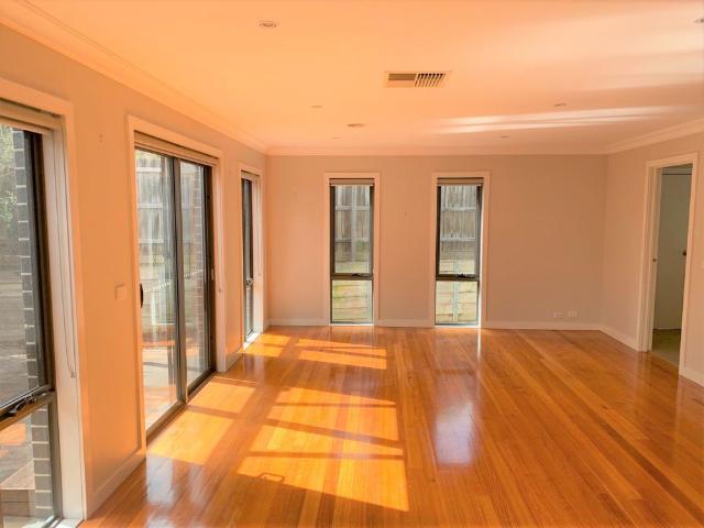 Townhouse for rent in Camerons Creek, Victoria