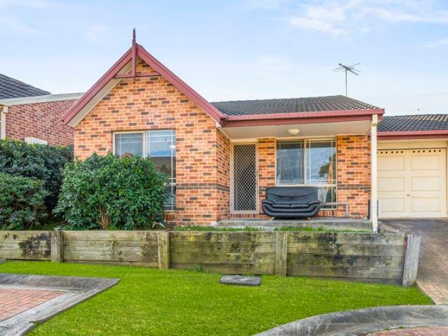 Villa for sale in Sydney, New South Wales