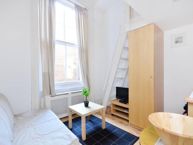 Studio for rent in West Kensington, Greater London