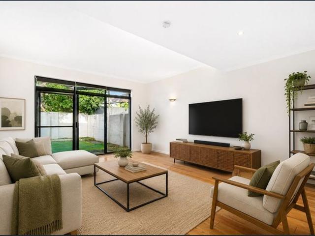 Townhouse for rent in Sydney, New South Wales