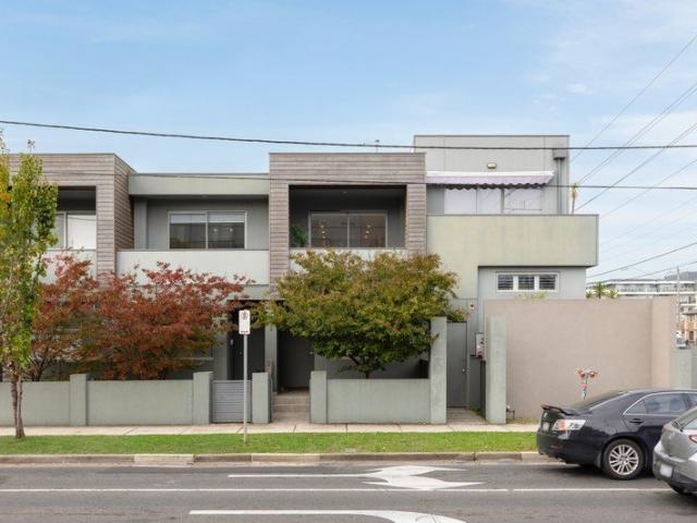 Townhouse for rent in Camerons Creek, Victoria