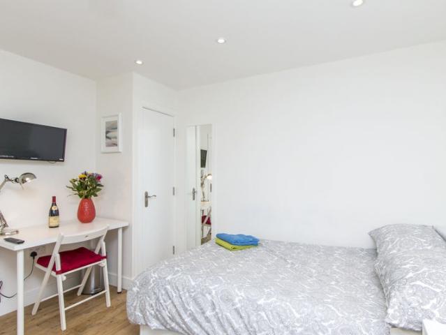 Studio for rent in Feckenham, City Of Bristol