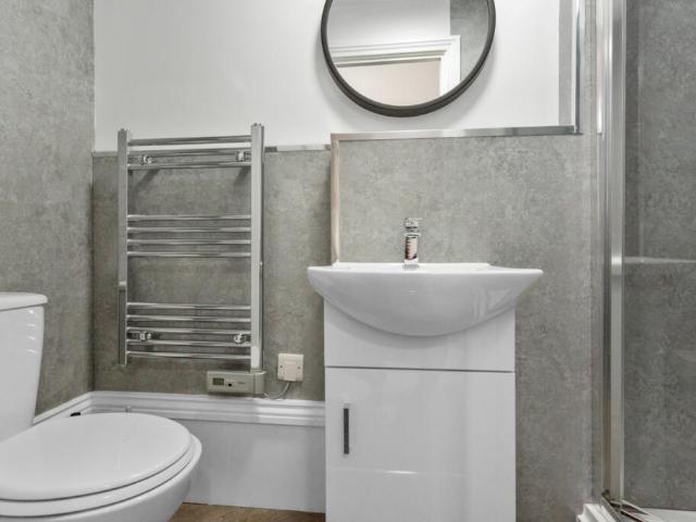 Studio for rent in New Normanton, East Midlands