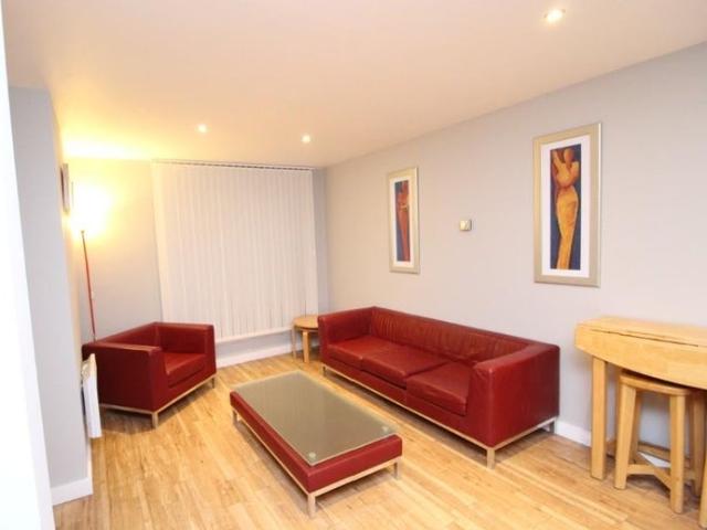 Studio for rent in Blackfriars, Salford