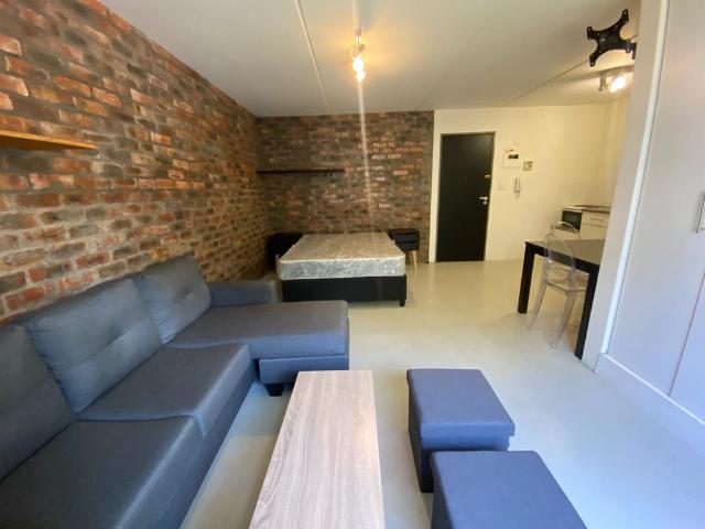 Apartment for rent in Parktown North, Rosebank