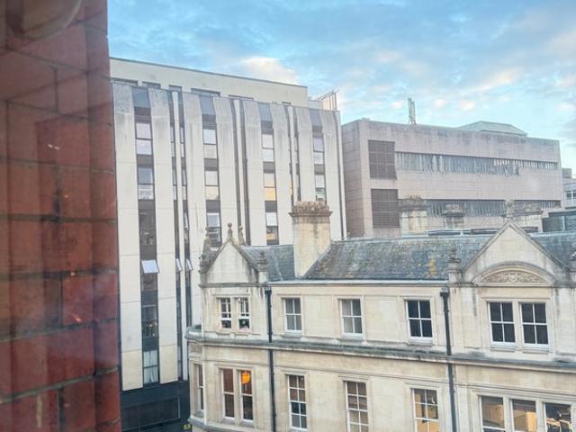 Studio for rent in Old City, Bristol