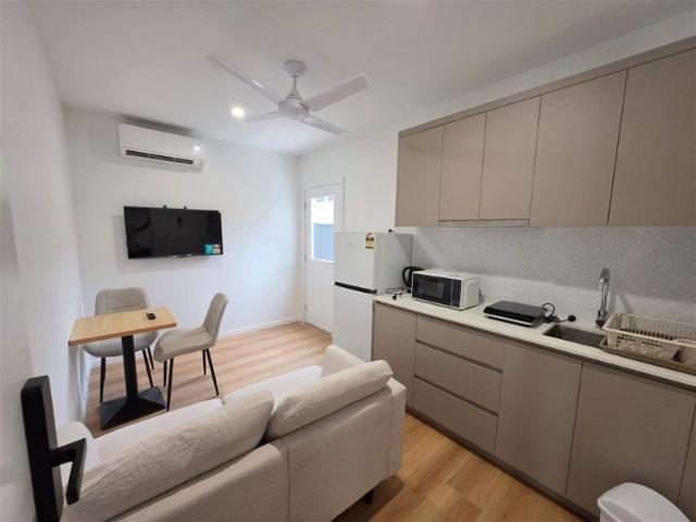 Granny Flat for rent in Toombul, Queensland