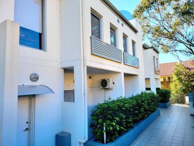 Granny Flat for rent in Bonnyrigg, Sydney