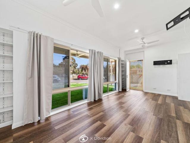 Granny Flat for rent in Holsworthy, Sydney