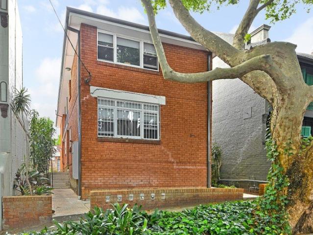 Granny Flat for rent in Newtown, Sydney