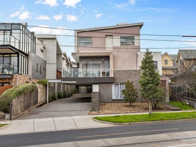 Townhouse for sale in Camerons Creek, Victoria