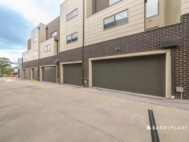 Townhouse for rent in Camerons Creek, Victoria