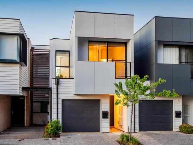 Townhouse for sale in West Lakes, Adelaide