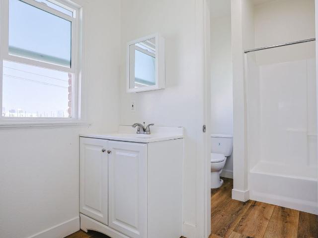 Apartment for rent in Canoga Park, California