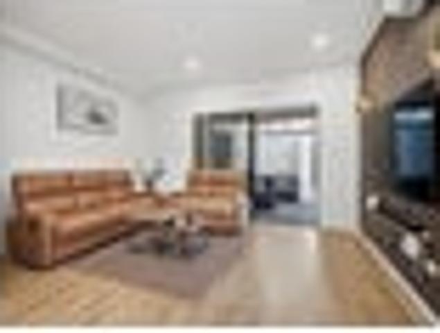 House for sale in Papakura