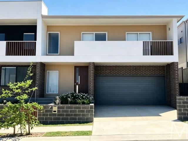 Townhouse for rent in Sydney, New South Wales