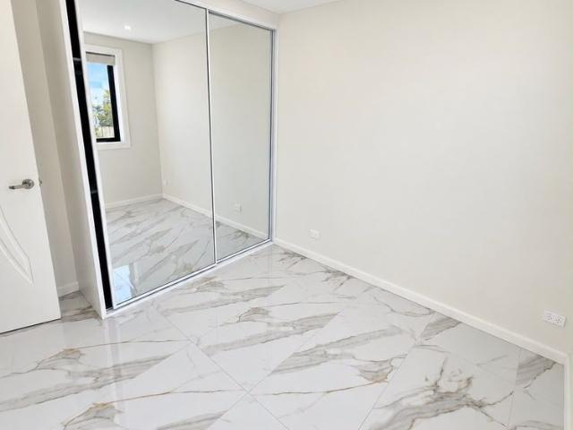 House for rent in Macquarie Fields, Sydney