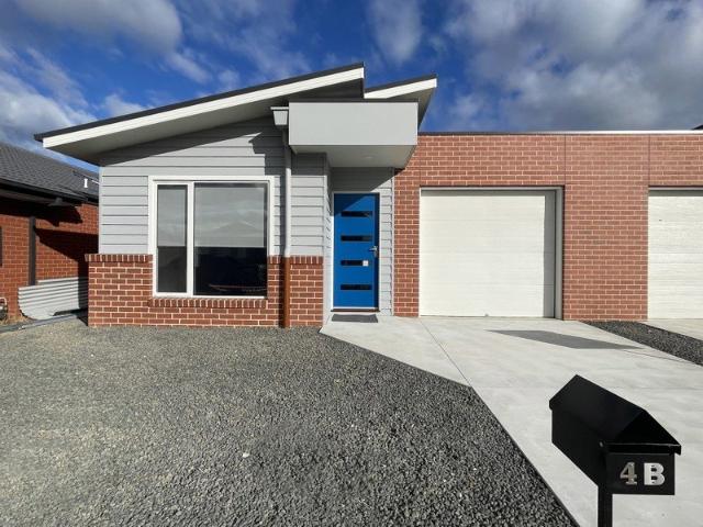Townhouse for rent in Meringo, Victoria