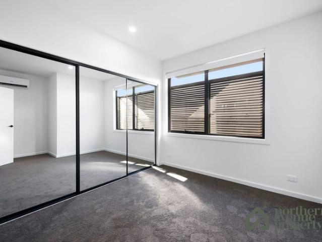 House for rent in Oak Park, Melbourne