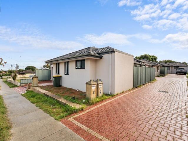 Villa for sale in Stirling, Western Australia