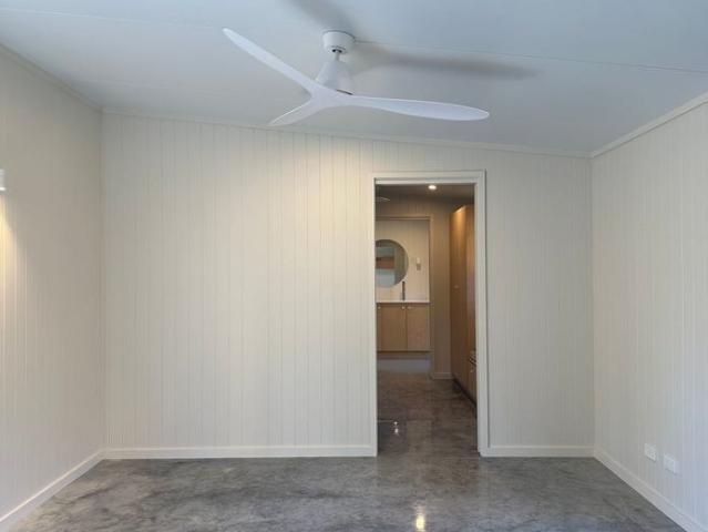 Apartment for rent in Coomba Bay, Charlotte Bay