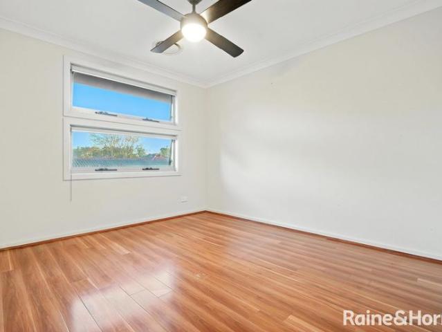 Townhouse for rent in Sydney, New South Wales