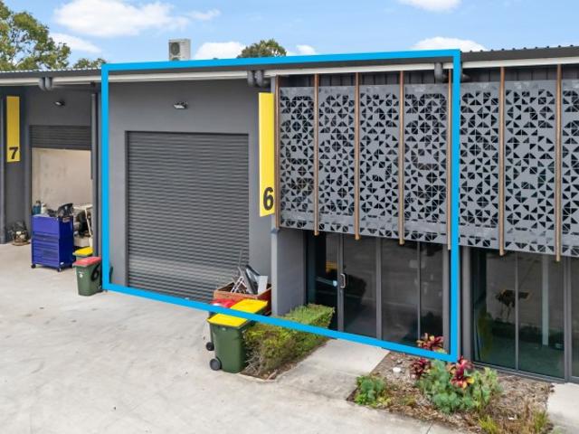 Warehouse for rent in Kings Creek, Queensland