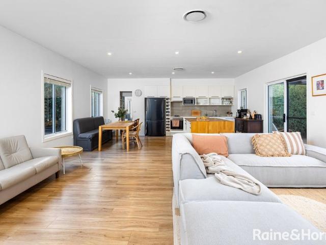 House for rent in Gobbagombalin, Wagga Wagga City Council