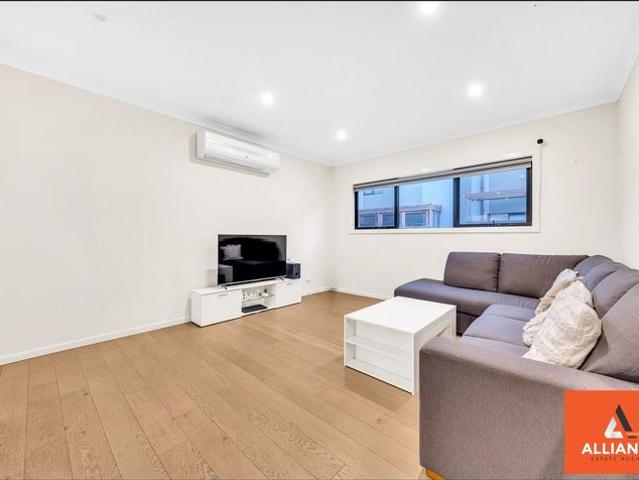 Townhouse for rent in Camerons Creek, Victoria