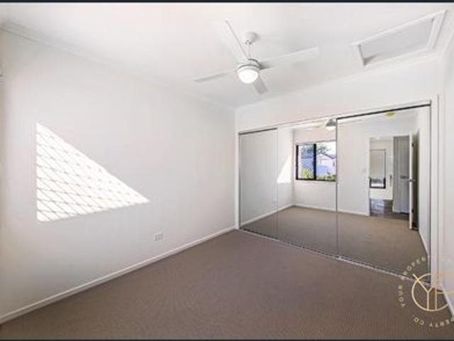 Apartment for rent in Kings Creek, Queensland
