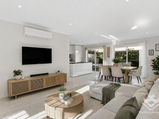 Townhouse for rent in Fernbrook, Queensland