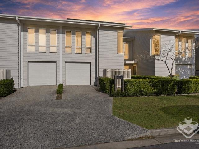Townhouse for rent in Fernbrook, Queensland