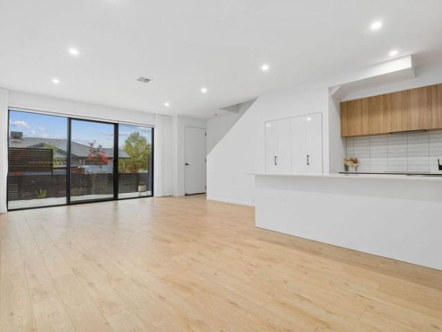 Townhouse for rent in Googong, Queanbeyan-Palerang Regional Council