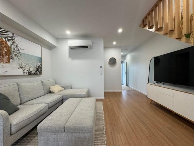 Townhouse for rent in Kings Creek, Queensland