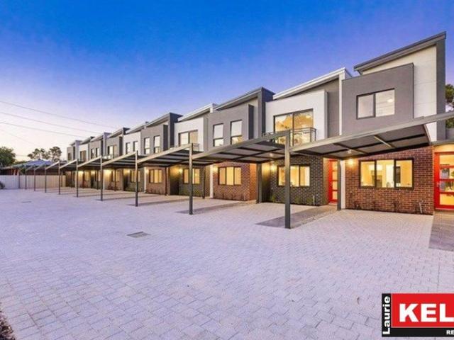 House for sale in Cloverdale, Western Australia