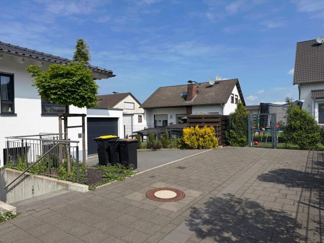 Haus mieten in Scheiderhöhe, Lohmar