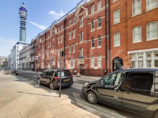 Apartment for rent in Saint Giles, Cat Hill