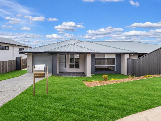 House for rent in Spring Mountain, Greater Brisbane