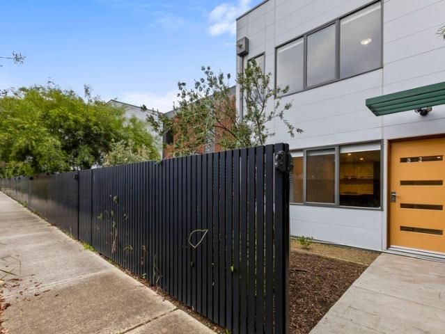 Townhouse for rent in Camerons Creek, Victoria