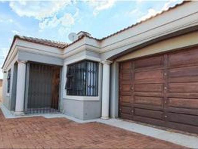 House for sale in Vosloorus