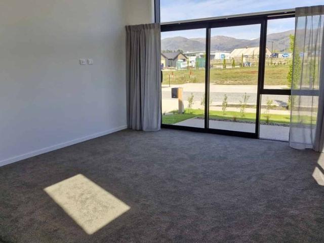 House for rent in Otakou