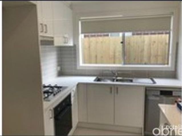 House for rent in Laurel Park Estate, Melbourne