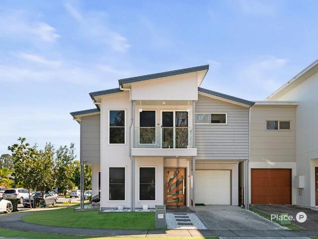 House for sale in Fitzgibbon