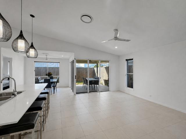 Apartment for rent in Kings Creek, Queensland
