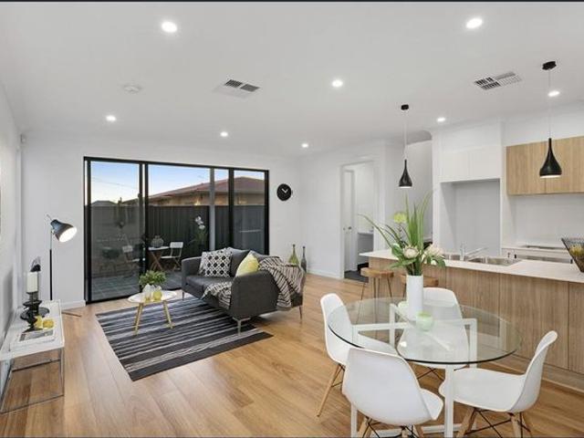 Townhouse for rent in Horseshoe Creek, South Australia