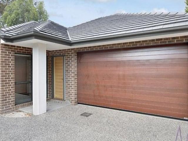 Townhouse for rent in Camerons Creek, Victoria