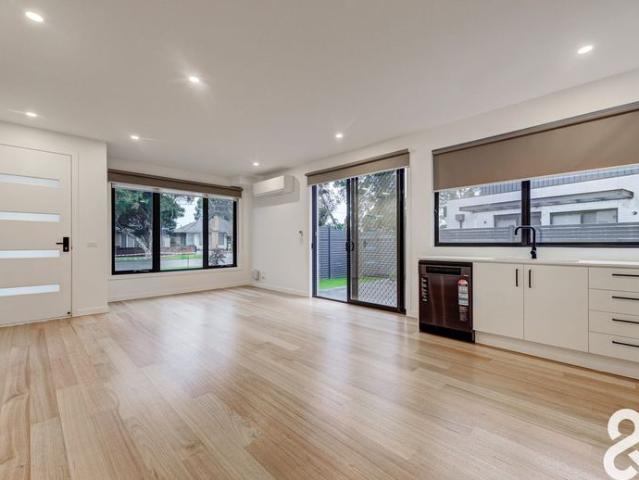 Townhouse for rent in Camerons Creek, Victoria