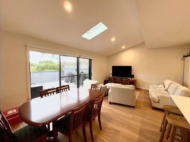 Townhouse for rent in Kahibah, Newcastle-Maitland
