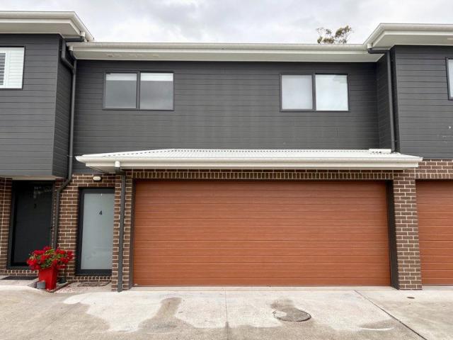 Townhouse for rent in Kahibah, Newcastle-Maitland